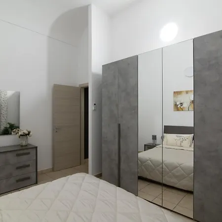 Dimora Saracena Ferienhaus Adrano